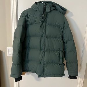 Aritzia Original superpuff